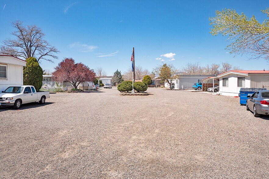 315 Vine St, Fernley, NV 89408 Residential for Sale UK