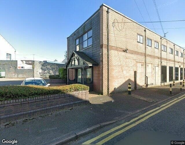 Globe Sq, Dukinfield to rent - Building Photo - Image 3 of 3