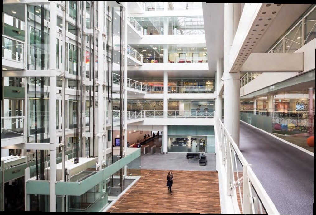 123151 Buckingham Palace Rd, London SW1W 9SH Colonnade Walk