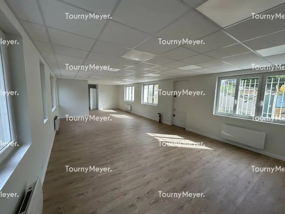 Office in Nantes for sale Interior Photo- Image 1 of 8