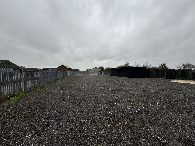 More details for 1 London Rd, Teynham - Mixed-use to Rent