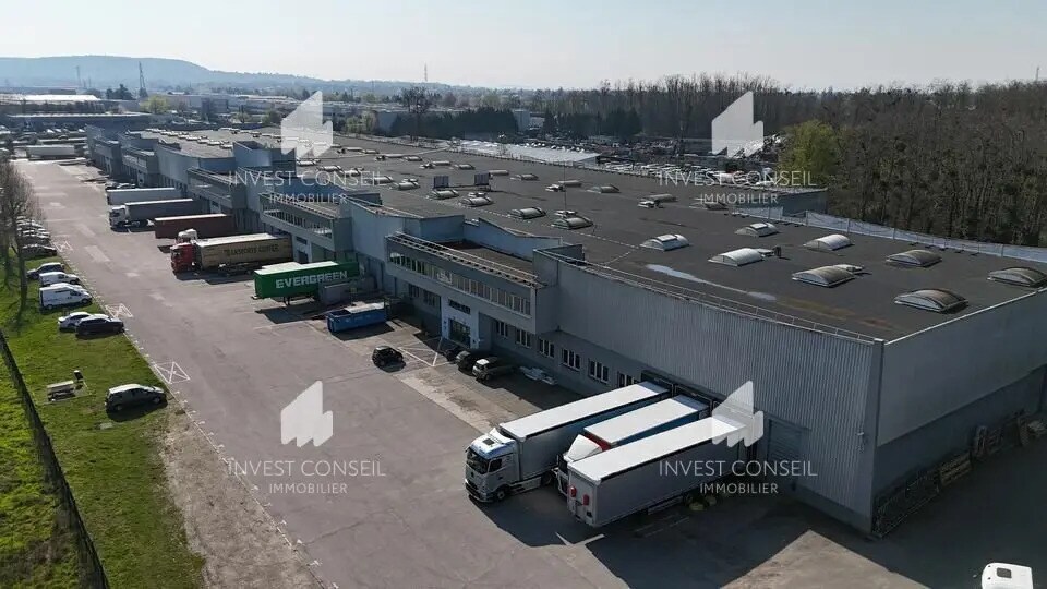 Industrial in Herblay-sur-Seine to rent Building Photo- Image 1 of 6