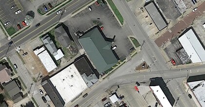 601 N College Ave, Vincennes, IN - aerial  map view