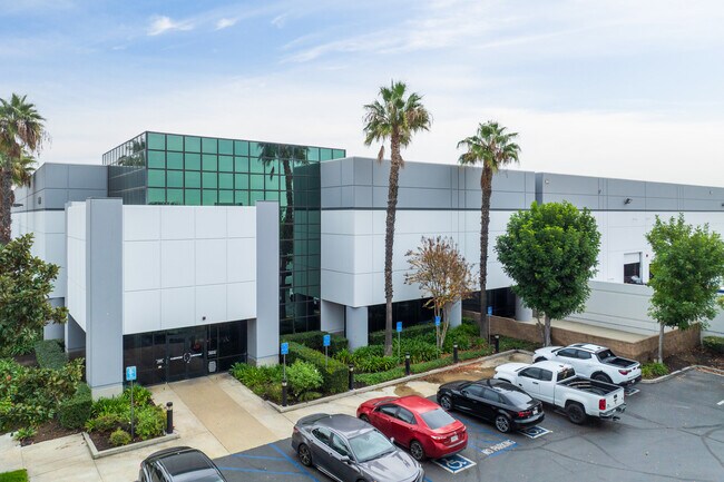 More details for 3950 Airport Dr, Ontario, CA - Office, Industrial to Rent