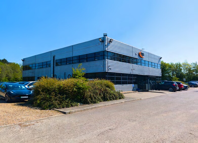 Jenna Way, Newport Pagnell to rent Building Photo- Image 1 of 8