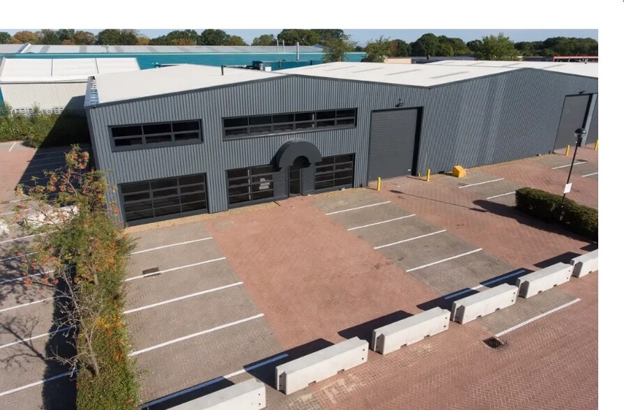 Acrewood Way, St Albans for sale - Building Photo - Image 1 of 1