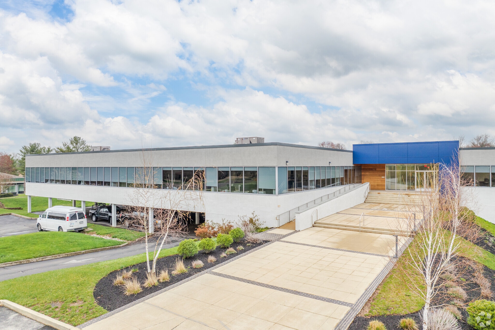 475 Sentry Pky, Blue Bell, PA to rent Primary Photo- Image 1 of 7