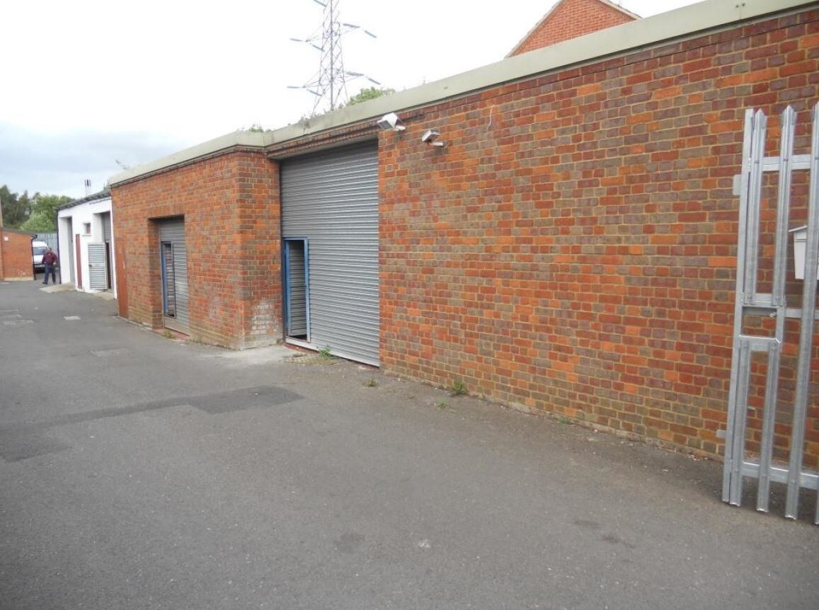 Riverside Rd, Watford for sale Primary Photo- Image 1 of 1