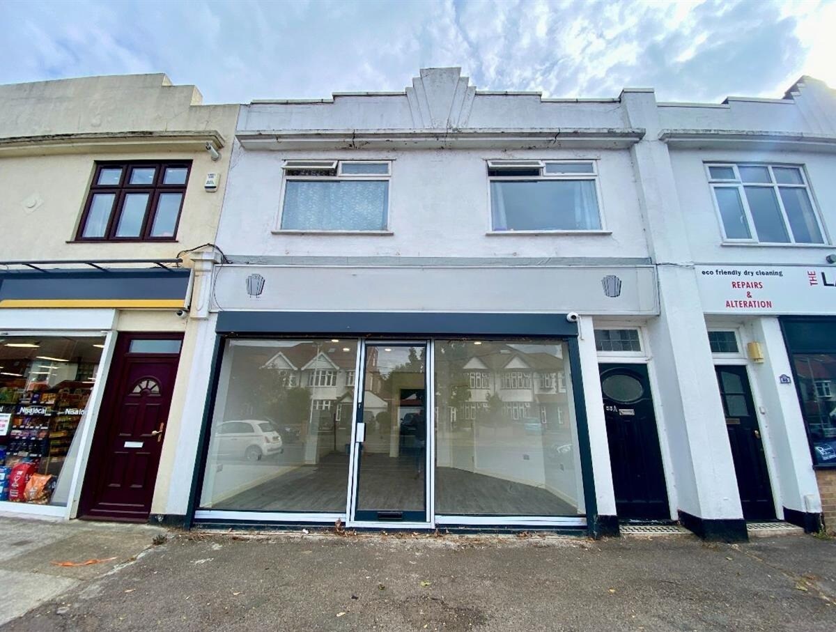 53 Gaynes Park Rd, Upminster for sale Building Photo- Image 1 of 1