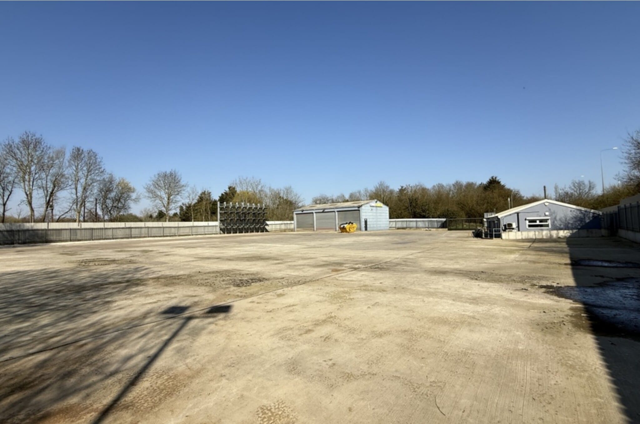 Moor Mill Ln, St Albans to rent Primary Photo- Image 1 of 3