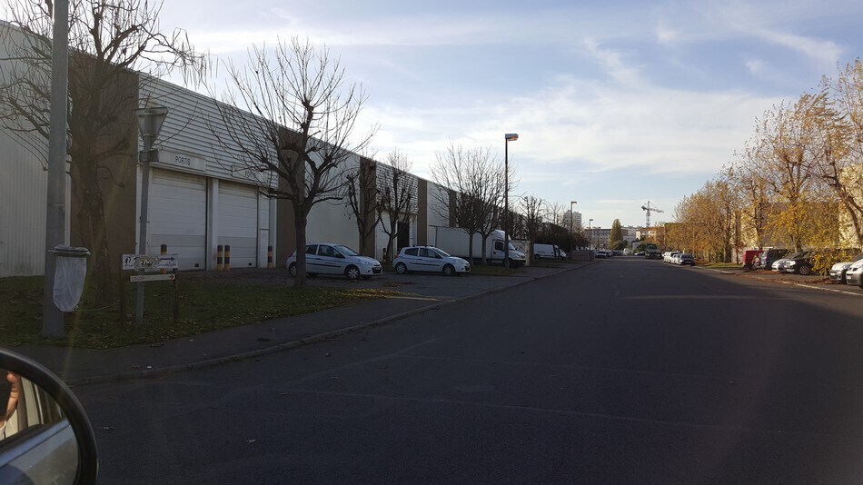 Industrial in Bonneuil-sur-Marne to rent - Building Photo - Image 2 of 3
