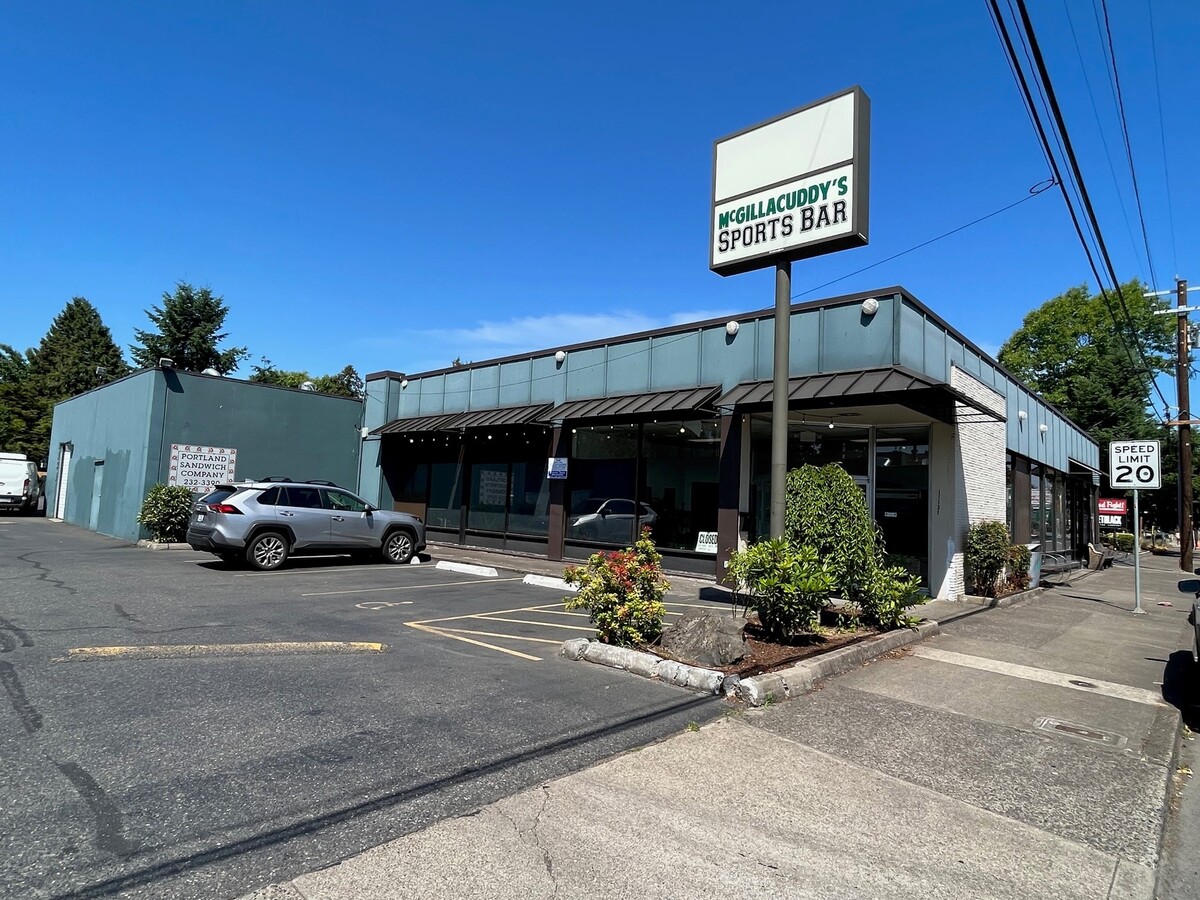 11131 NE Halsey St, Portland 97220 - Retail for Sale | LoopNet UK