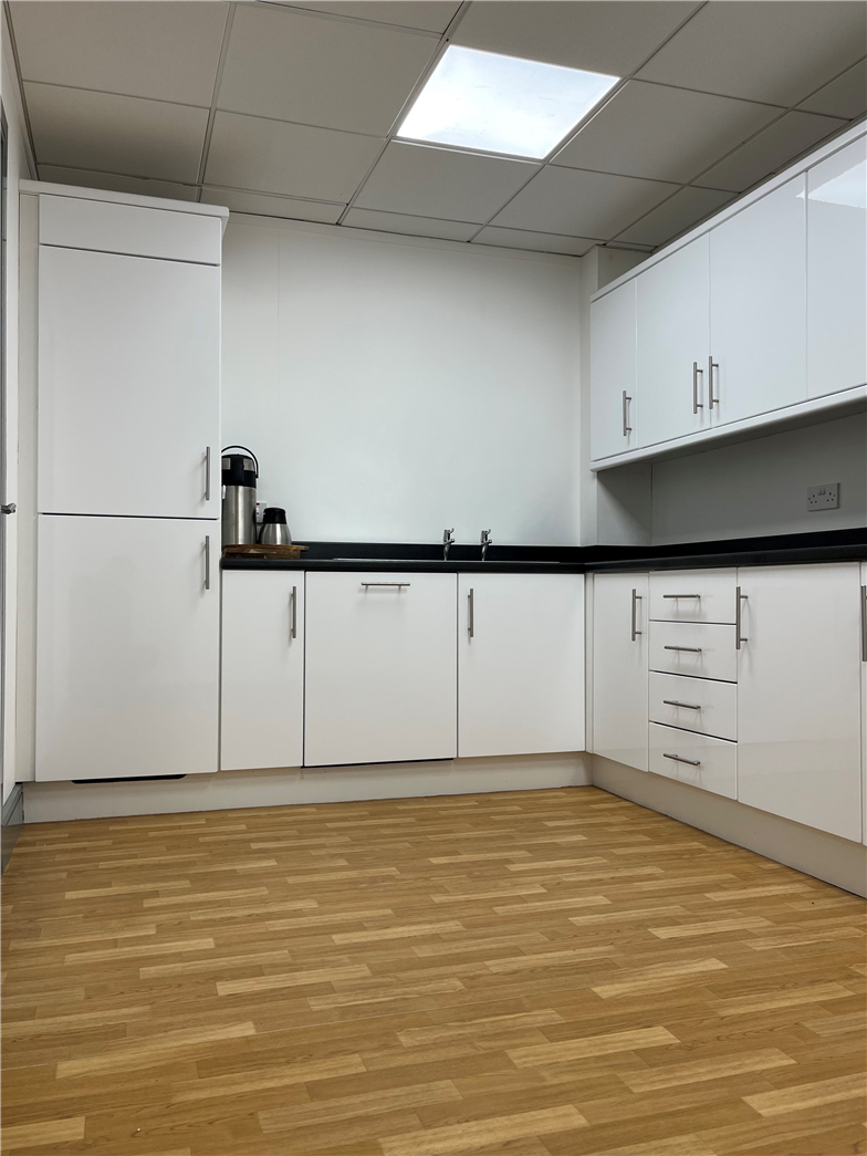 139-141 Holywood Rd, Belfast to rent Interior Photo- Image 1 of 5