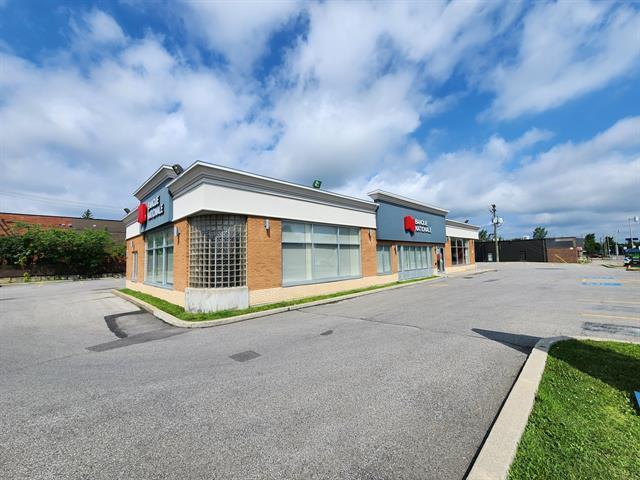 5800 Boul Des Laurentides, Laval, QC for sale - Building Photo - Image 2 of 13