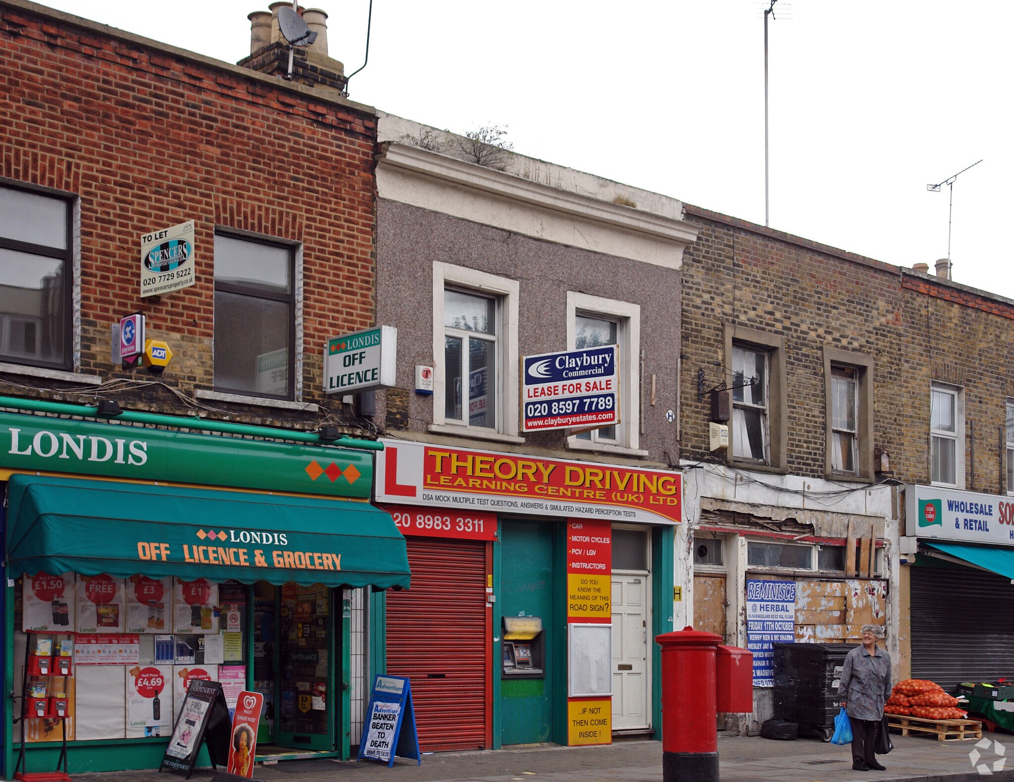 357 Roman Rd, London for sale Primary Photo- Image 1 of 1