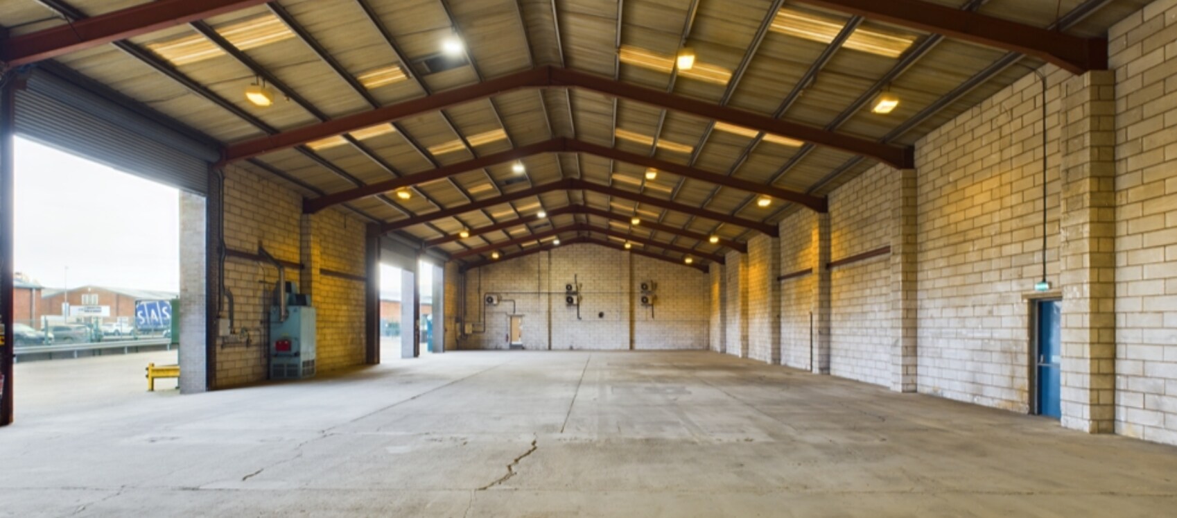 St. Richards Rd, Evesham to rent Interior Photo- Image 1 of 2