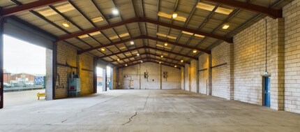 St. Richards Rd, Evesham to rent Interior Photo- Image 1 of 2