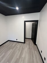 31546 Railroad Canyon Rd, Canyon Lake, CA to rent Building Photo- Image 2 of 8