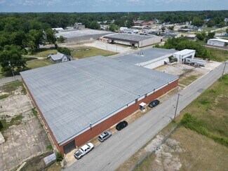 More details for 610 E 1st St, Lumberton, NC - Industrial for Rent