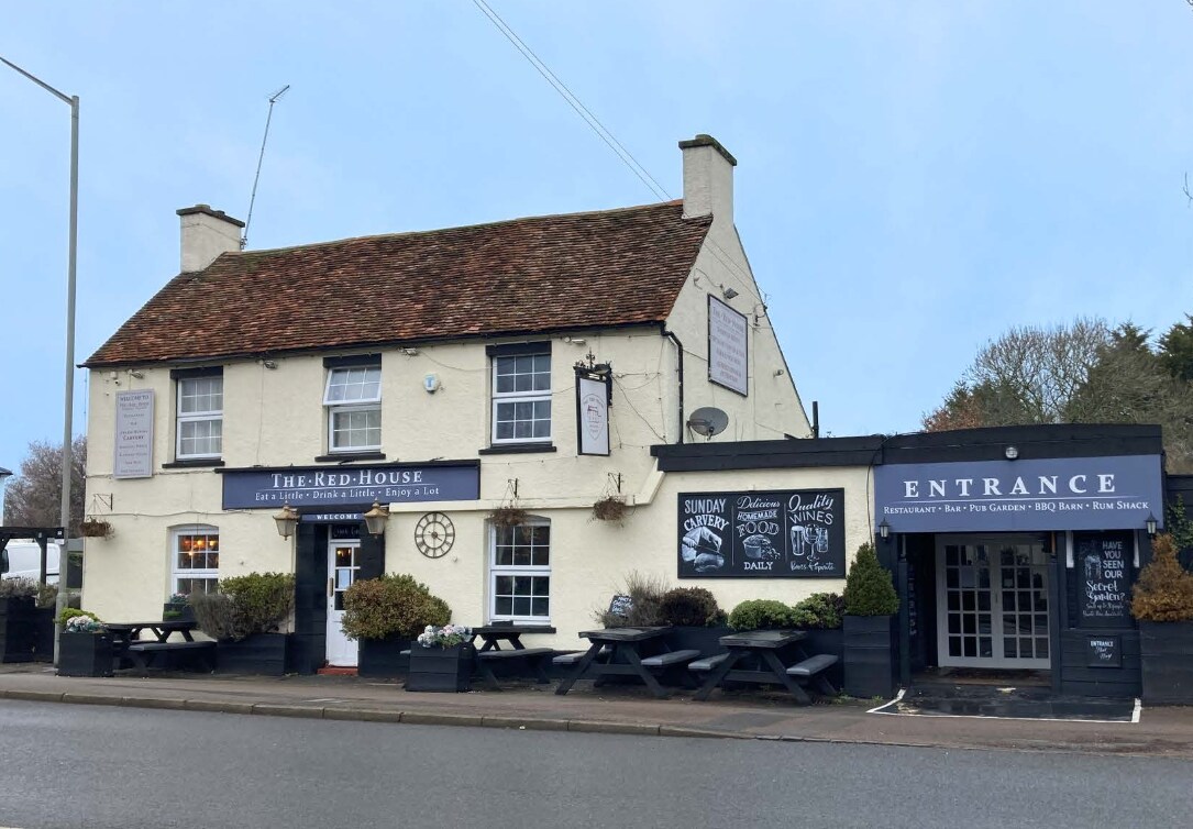 1 Wolverton Rd, Newport Pagnell for sale Building Photo- Image 1 of 1