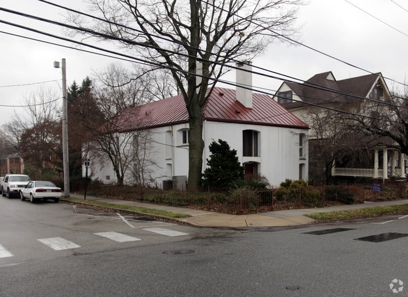 117 N Monroe St, Media 19063 UK