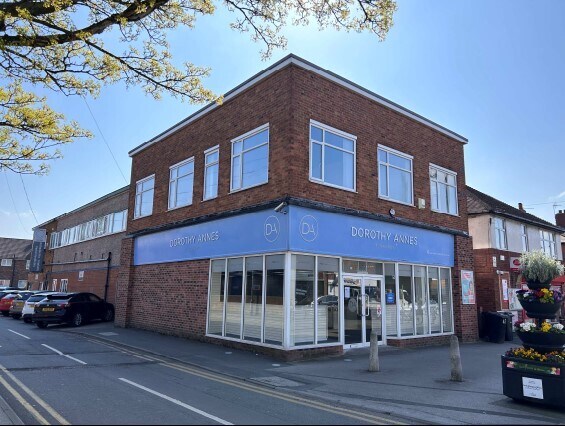 16 Main St, Leeds for sale Building Photo- Image 1 of 1