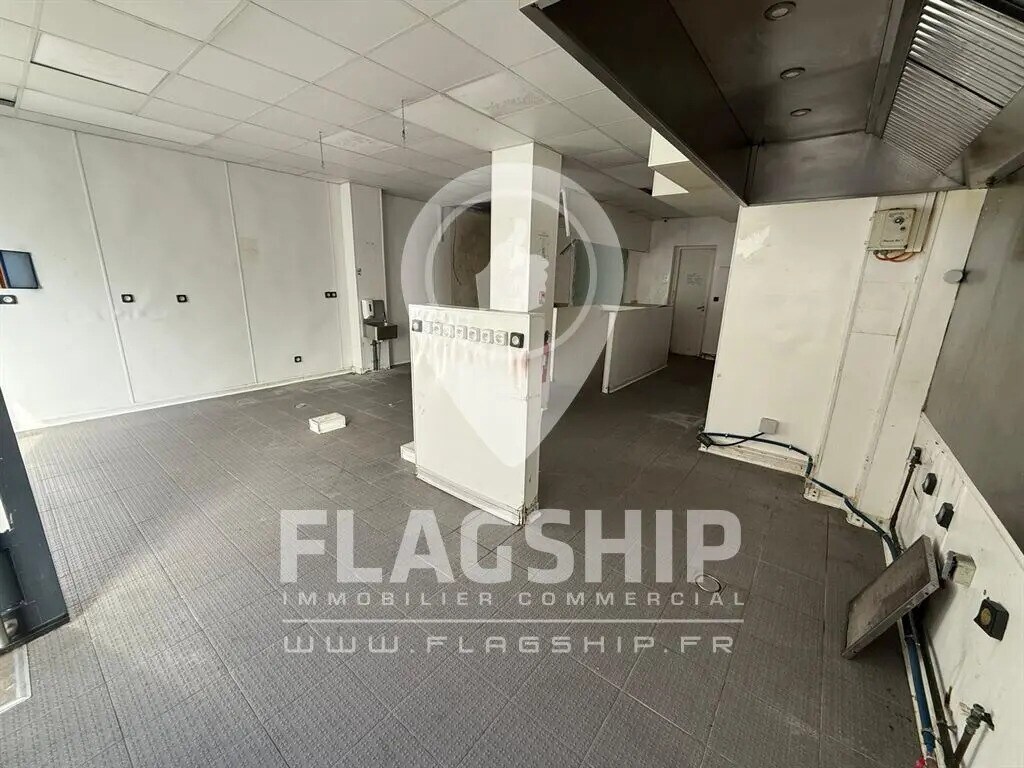 Location Commerce 95 m² - Photo 1