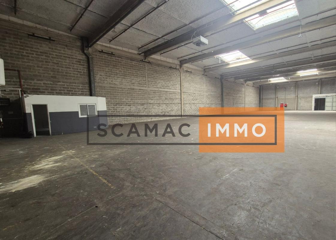 Industrial in Marly-la-Ville to rent Interior Photo- Image 1 of 7