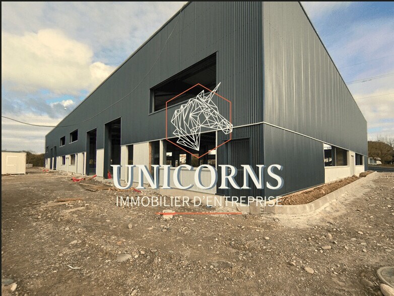 Industrial in Roques for sale - Building Photo - Image 1 of 7