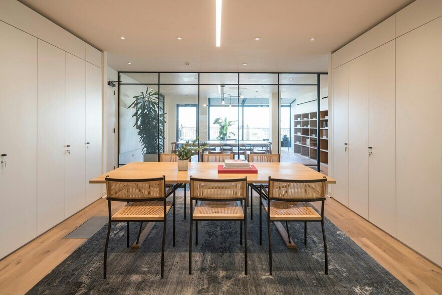 1 Aylesbury St, London to rent - Building Photo - Image 3 of 35