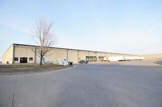 More details for 400 49th Avenue Dr SW, Cedar Rapids, IA - Industrial for Rent