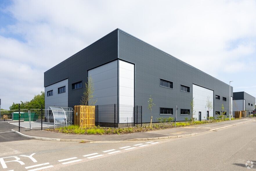 Hall Ave, Ashford to rent - Building Photo - Image 2 of 3