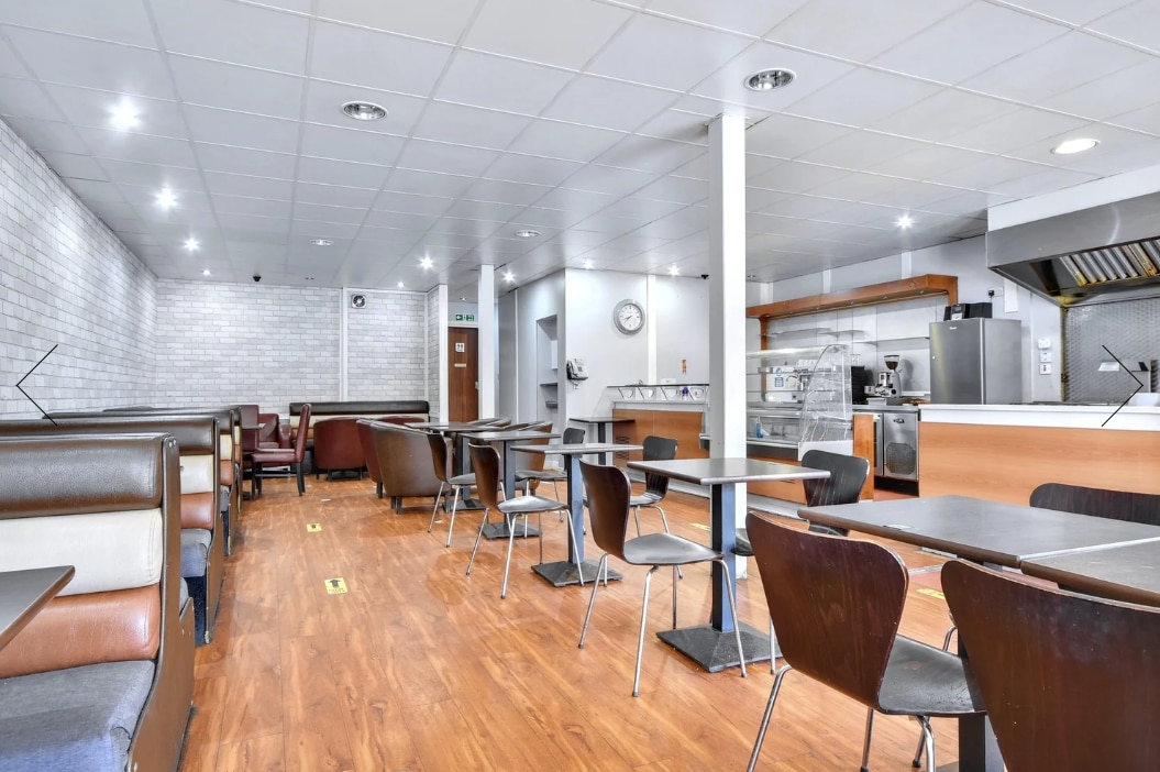 3-5 West Stewart St, Greenock, IVC PA15 1SN - Unit 3-5 -  - Interior Photo - Image 1 of 2