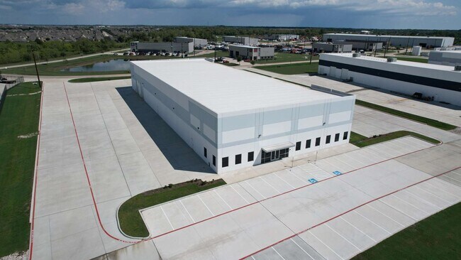 More details for 8223 Parkside Ave, Baytown, TX - Industrial to Rent