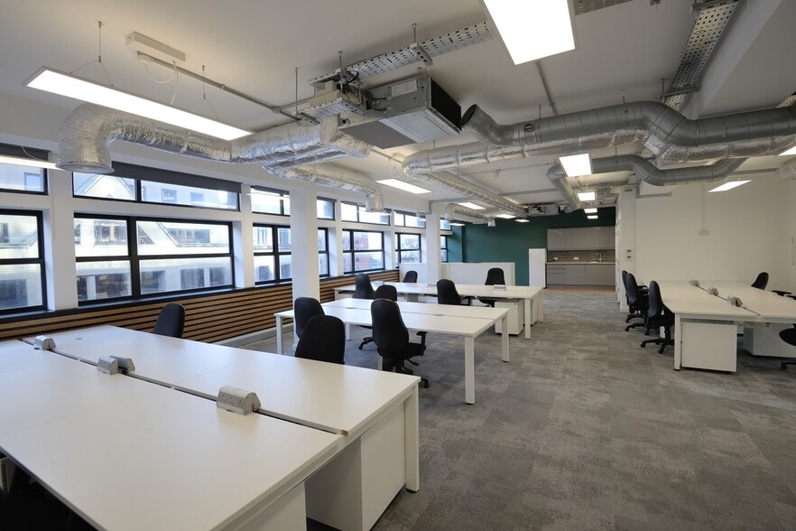 29 Peter St, Manchester to rent - Interior Photo - Image 2 of 3