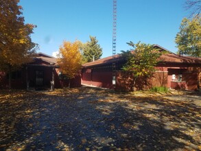 400 Rountree St, Hillsboro, IL for sale Building Photo- Image 1 of 1