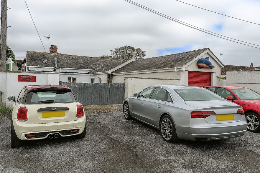 1 Horn Ln, Plymouth for sale - Building Photo - Image 1 of 9
