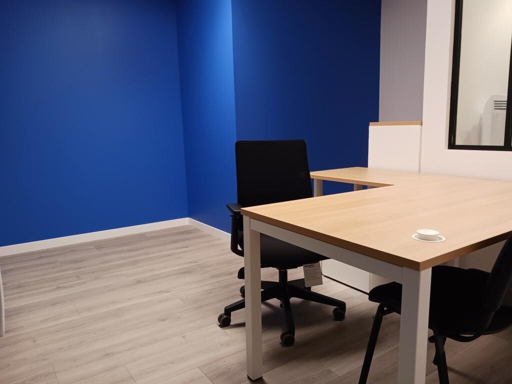 Location Bureaux 19 m² - Photo 1