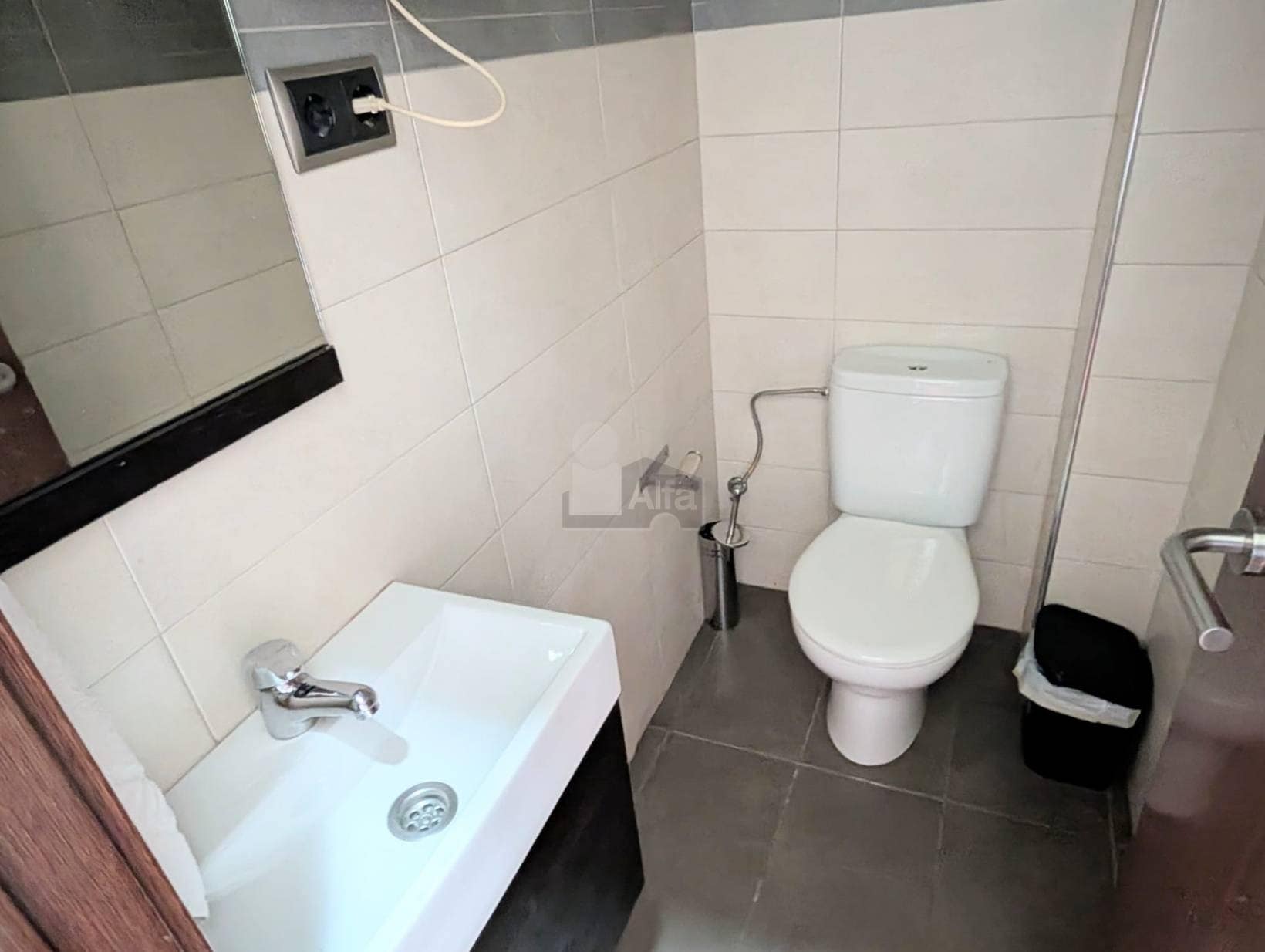 Retail in Badalona, Barcelona to rent Interior Photo- Image 1 of 5