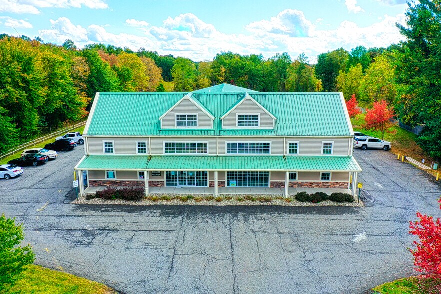 469 Route 17K, Rock Tavern, NY for rent - Building Photo - Image 1 of 18