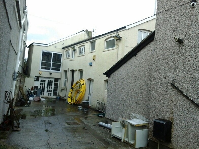 4A Rhiw Rd, Colwyn Bay for sale - Primary Photo - Image 1 of 1