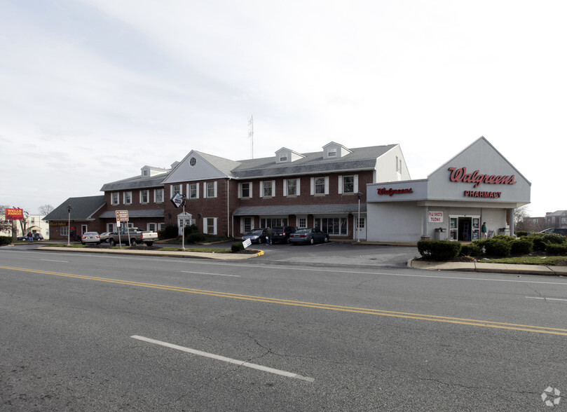 802-812 Philadelphia Pike, Wilmington, DE for rent - Primary Photo - Image 1 of 1