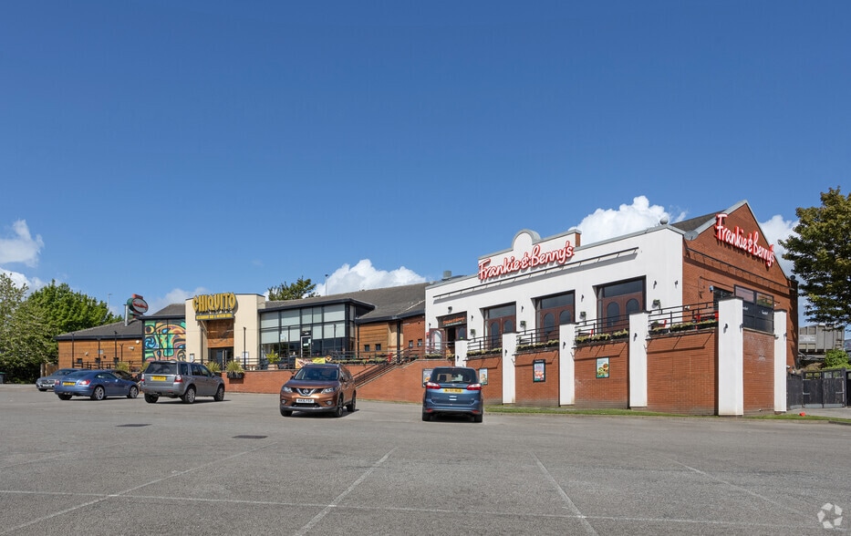 Gelderd Rd, Birstall for sale - Primary Photo - Image 1 of 1