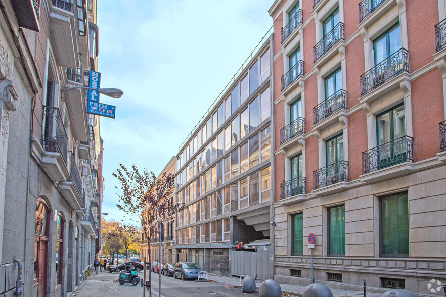 Calle Prim, 12, Madrid, Madrid for rent - Building Photo - Image 2 of 2