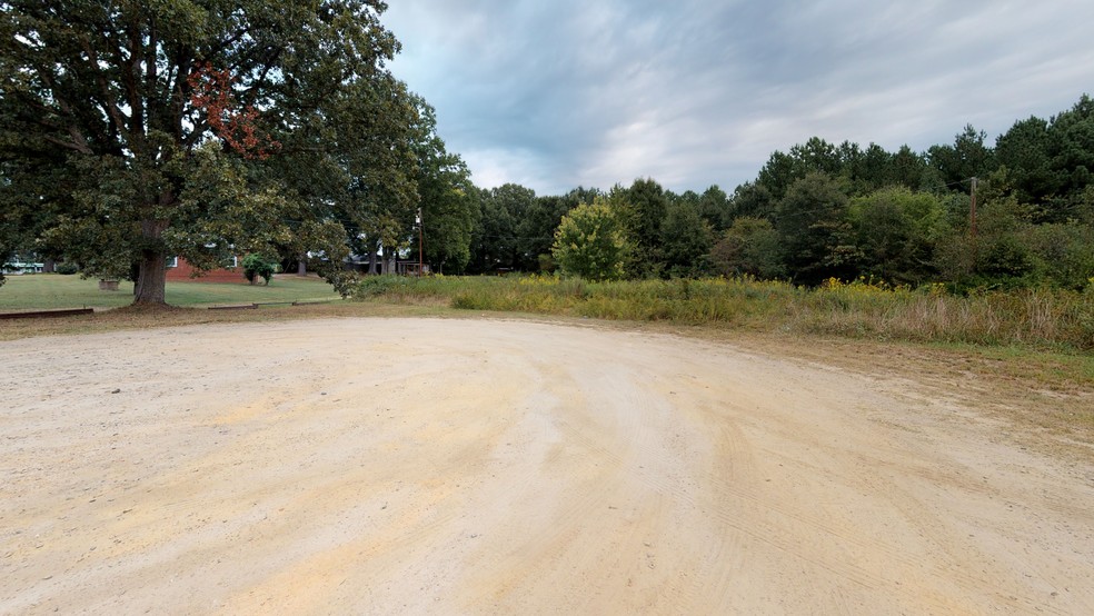 2165 Dale Earnhardt Blvd, Kannapolis, NC for sale - Matterport 3D Scan - Image 2 of 12