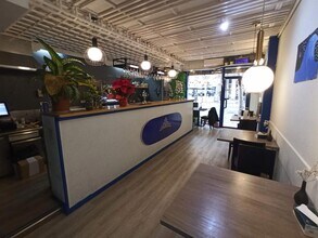 Retail in Barcelona, Barcelona to rent Interior Photo- Image 1 of 11