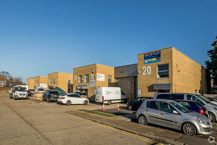 20 Church Rd, Hounslow for sale - Primary Photo - Image 1 of 1