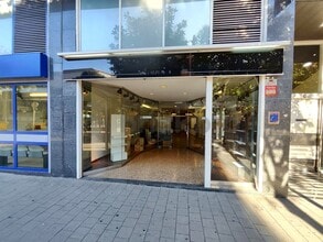 Retail in Cornellà de Llobregat, Barcelona to rent Interior Photo- Image 1 of 22