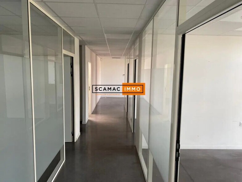 Light Industrial in La Farlède for sale - Interior Photo - Image 2 of 6