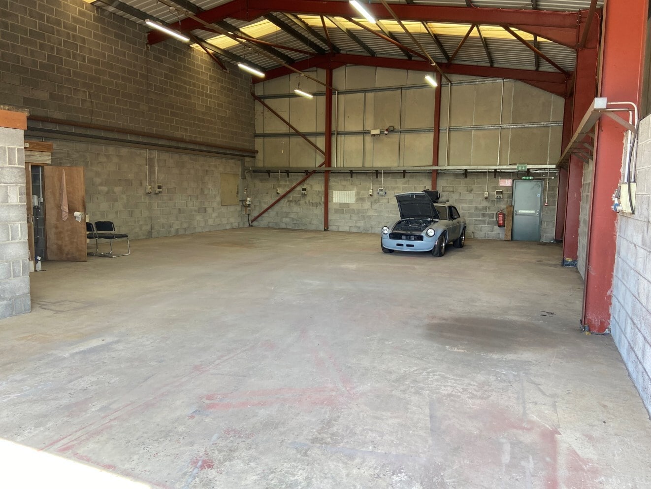 Factory Ln, Mark to rent Interior Photo- Image 1 of 2